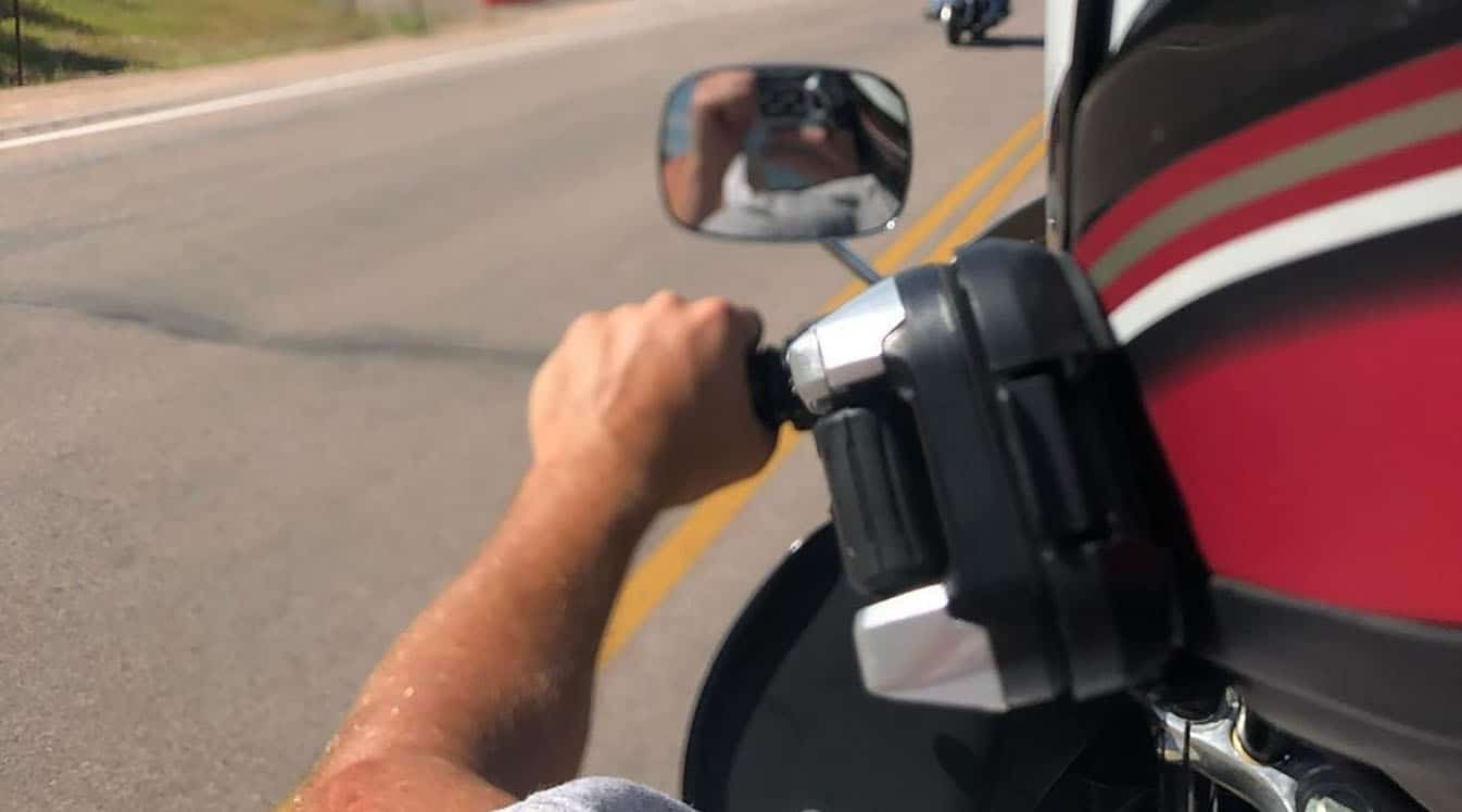 best blutooth motorcycle helmet Bluetooth Modular Helmets, DOT Approved Flip Up Full Face Motorcycle Dual Visor Helmet, with Dual Speakers and Microphone, for Adults Men and Women M~XXL : Automotive While Riding on The Road J&M BT6 Bluetooth Helmet Headset