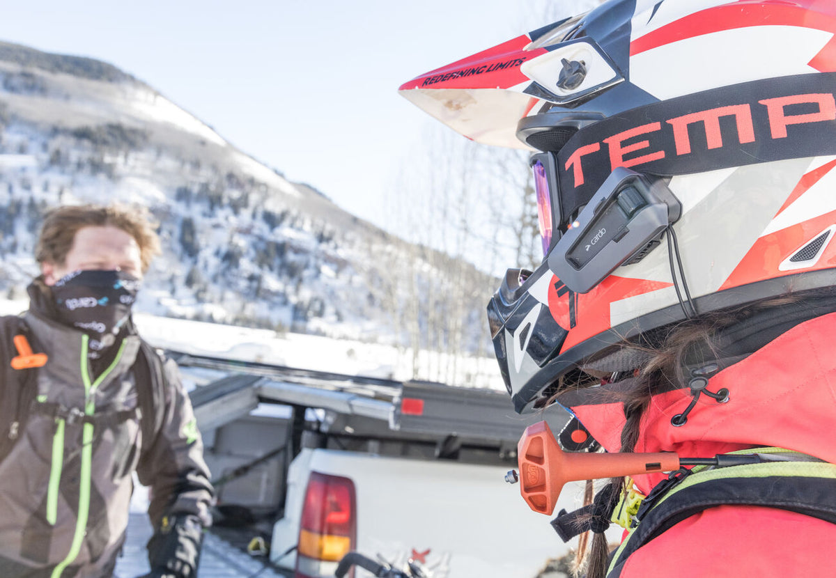 Ski Helmet Speakers and Headphones: Audio Chips vs Built-In Audio Helmets vs Intercoms