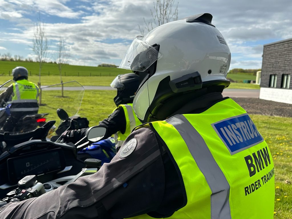 Cardo connectivity help BMW Rider Training with their mission of ‘Making Life A Ride’