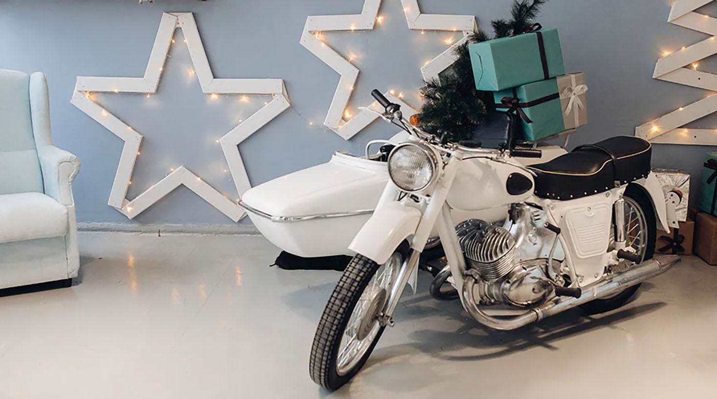 Biker Gift Guide: Unique Gifts for Motorcycle Riders | Cardo Systems