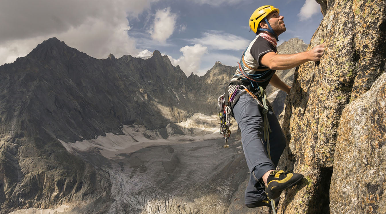 Trad vs. Sport Climbing: What Are the Differences?