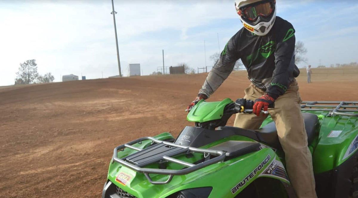 Guide to Motorcycle Lane Positions | Cardo Systems