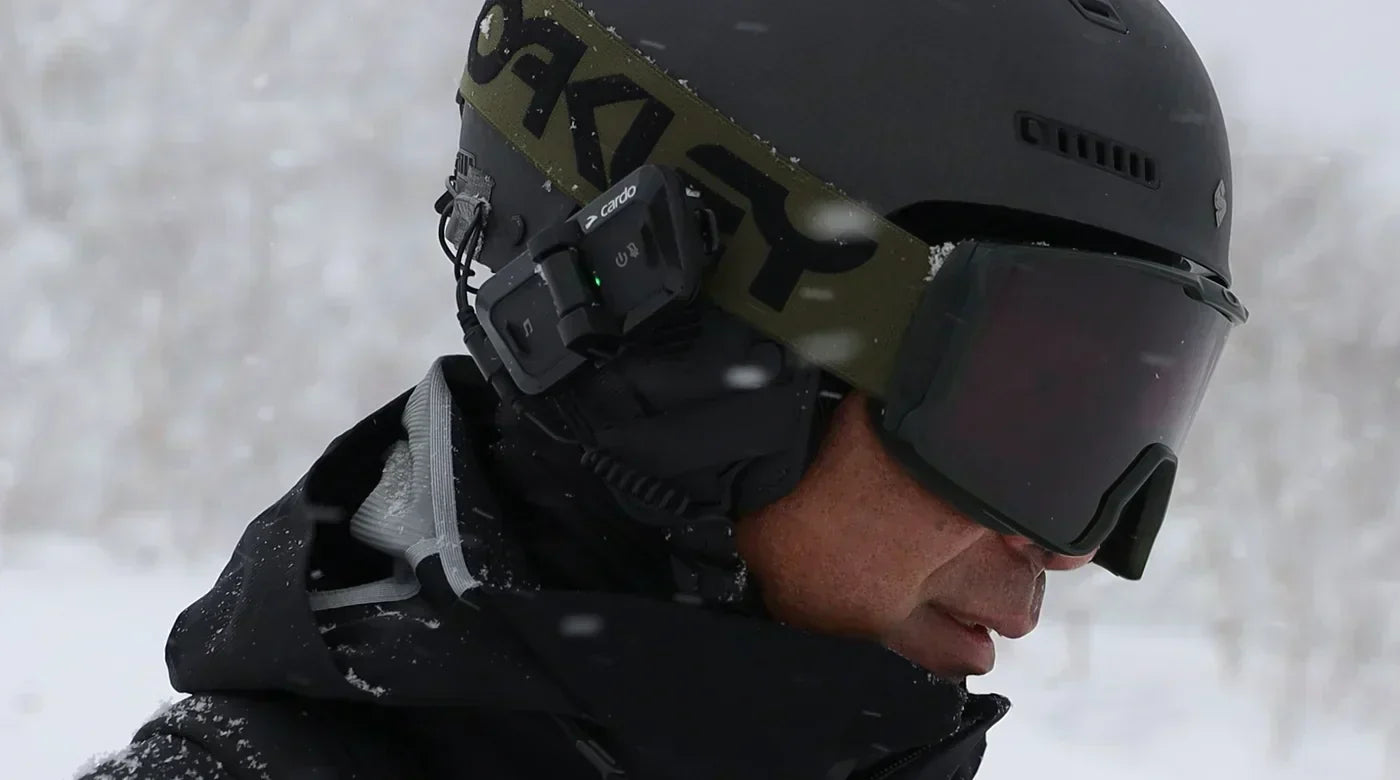 Stay Connected on Japanese Ski Slopes: What You Need to Know About Radio Law