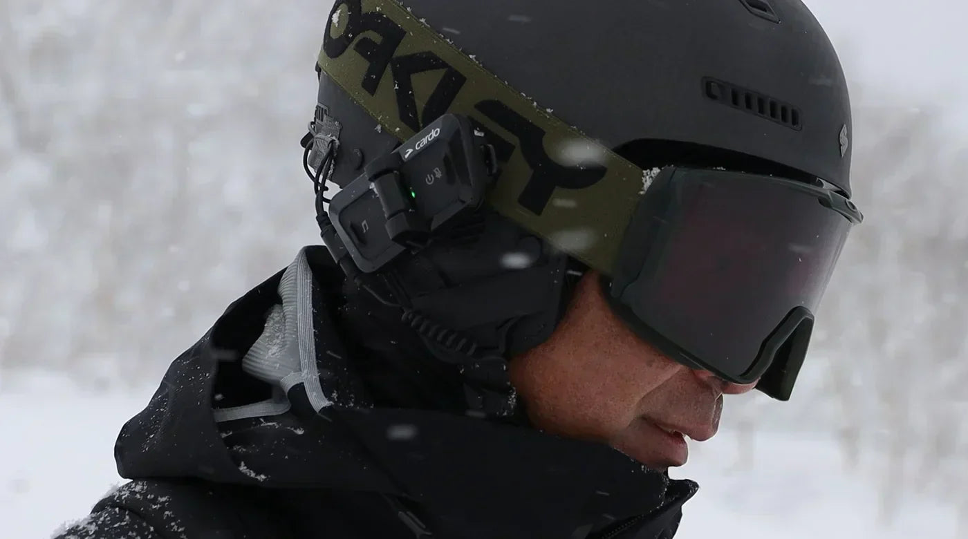 Stay Connected on Japanese Ski Slopes: What You Need to Know About Radio Law