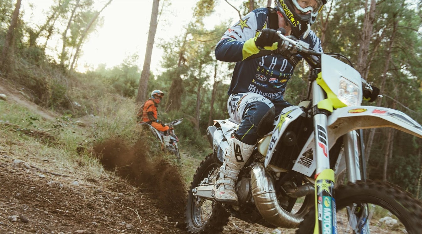Dirt Bike Riding for Beginners: The Ultimate Guide