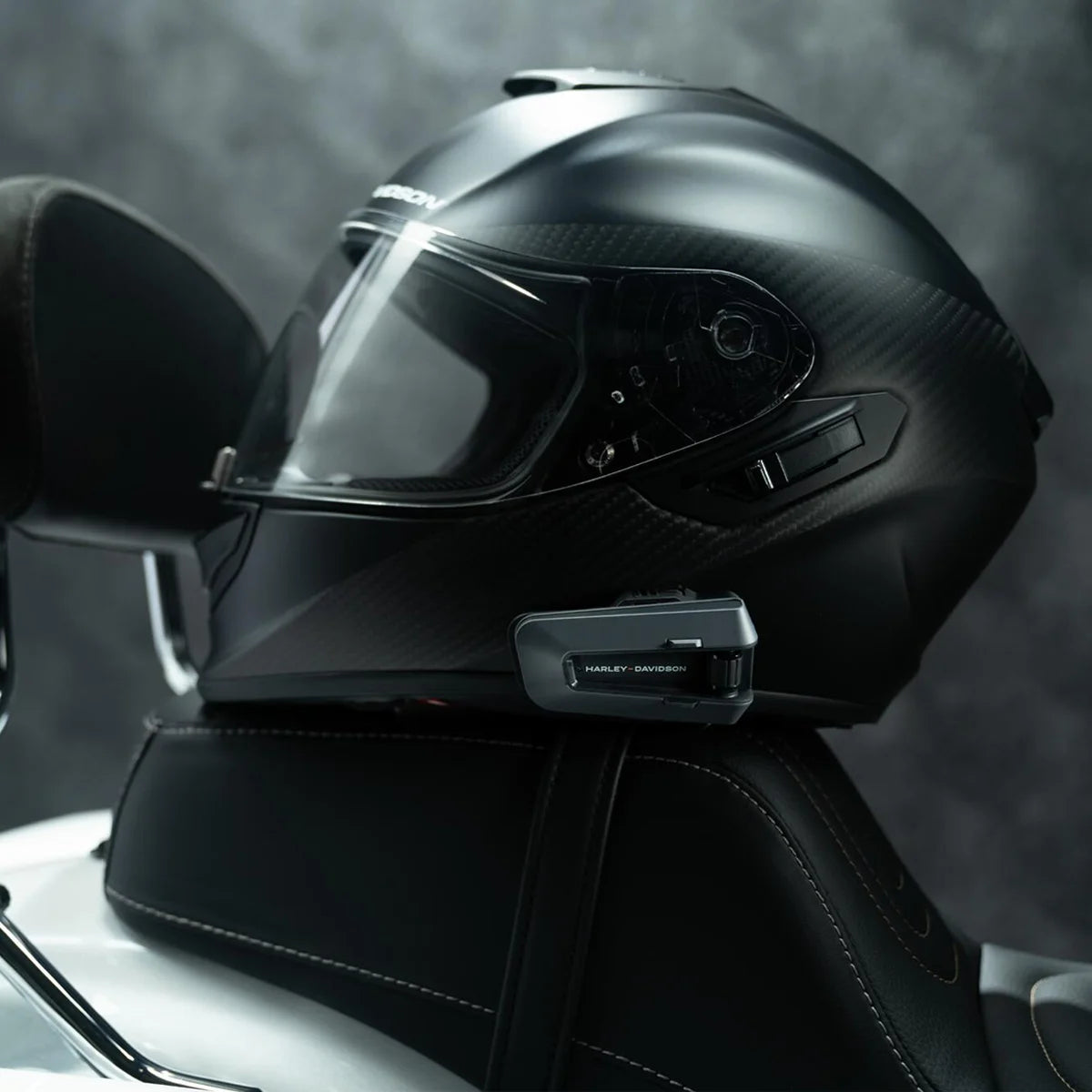 Cardo bluetooth motorcycle hot sale helmet