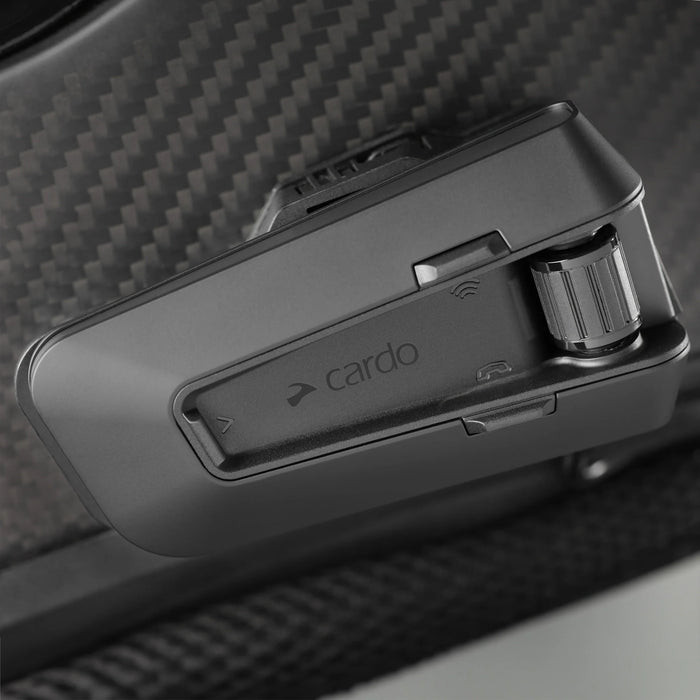 Cardo Intercoms: The Packtalk Pro